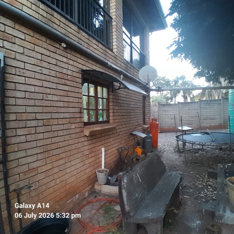 3 Bedroom Property for Sale in Safari Gardens North West